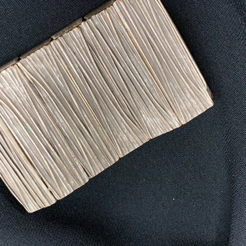 Silver Textured Stretch Bracelet - Picture 4 of 5